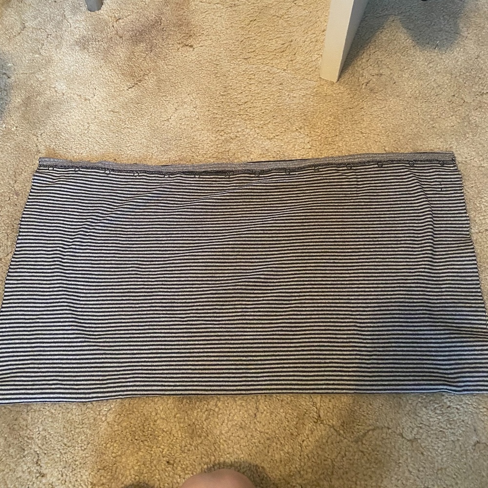 Lululemon Black and White Striped  vinyasa scarf